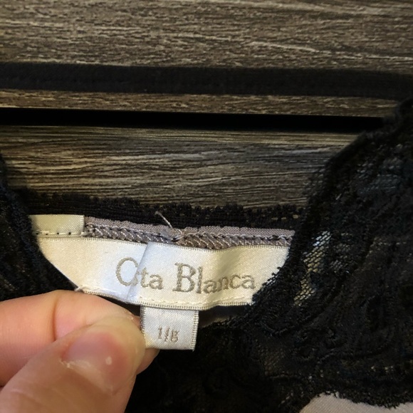 3 for 15 ๐ Costa Blanca lace trim tank - Picture 2 of 3